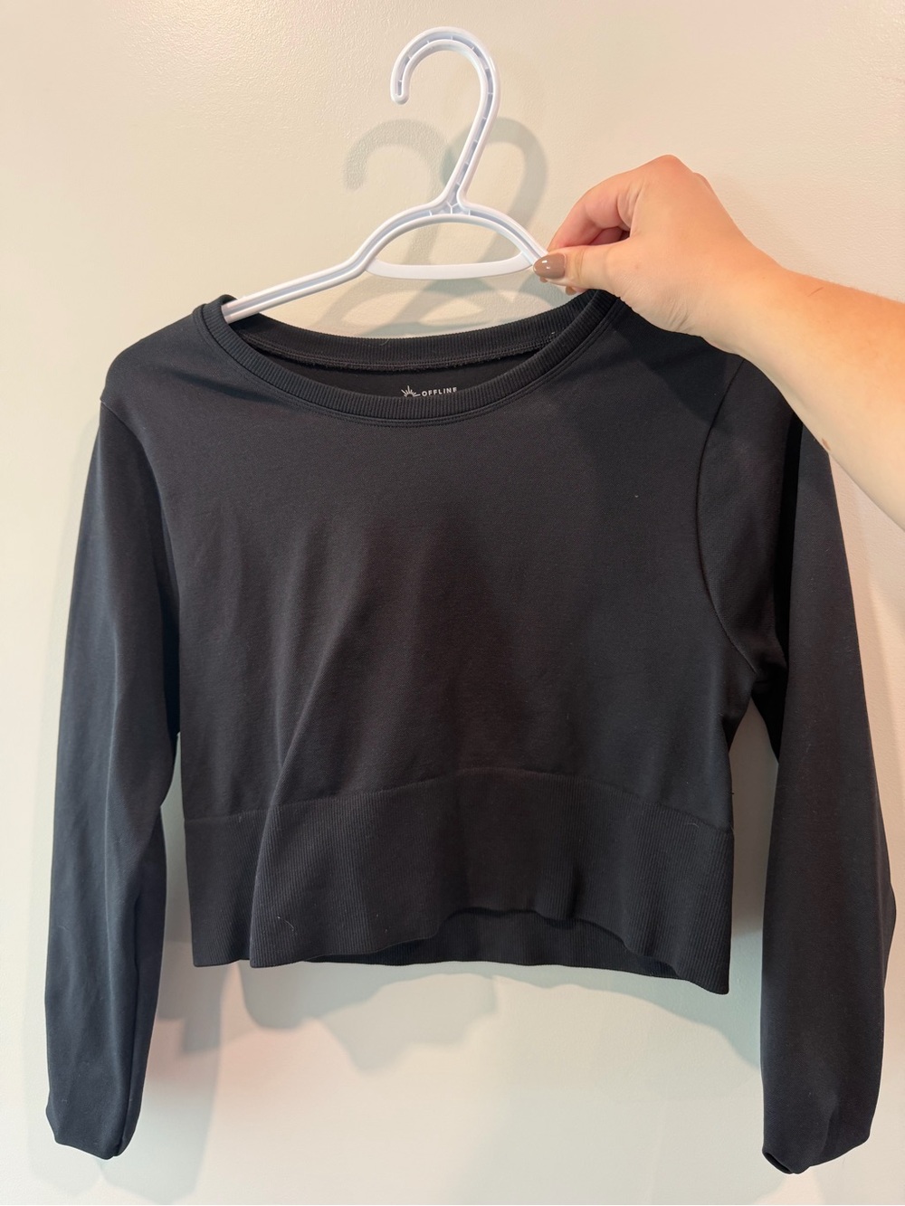 Offline by Aerie Black Cropped Long-Sleeve Crew Top